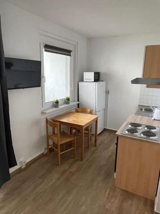 Max Appartements Neubrandenburg Exterior photo
